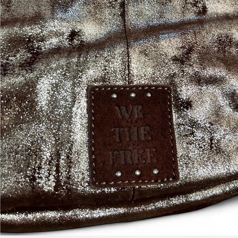 NWT Free People Brown Leather Sparta Sling Bag Large Boho Crossbody Shimmer - Picture 2 of 10